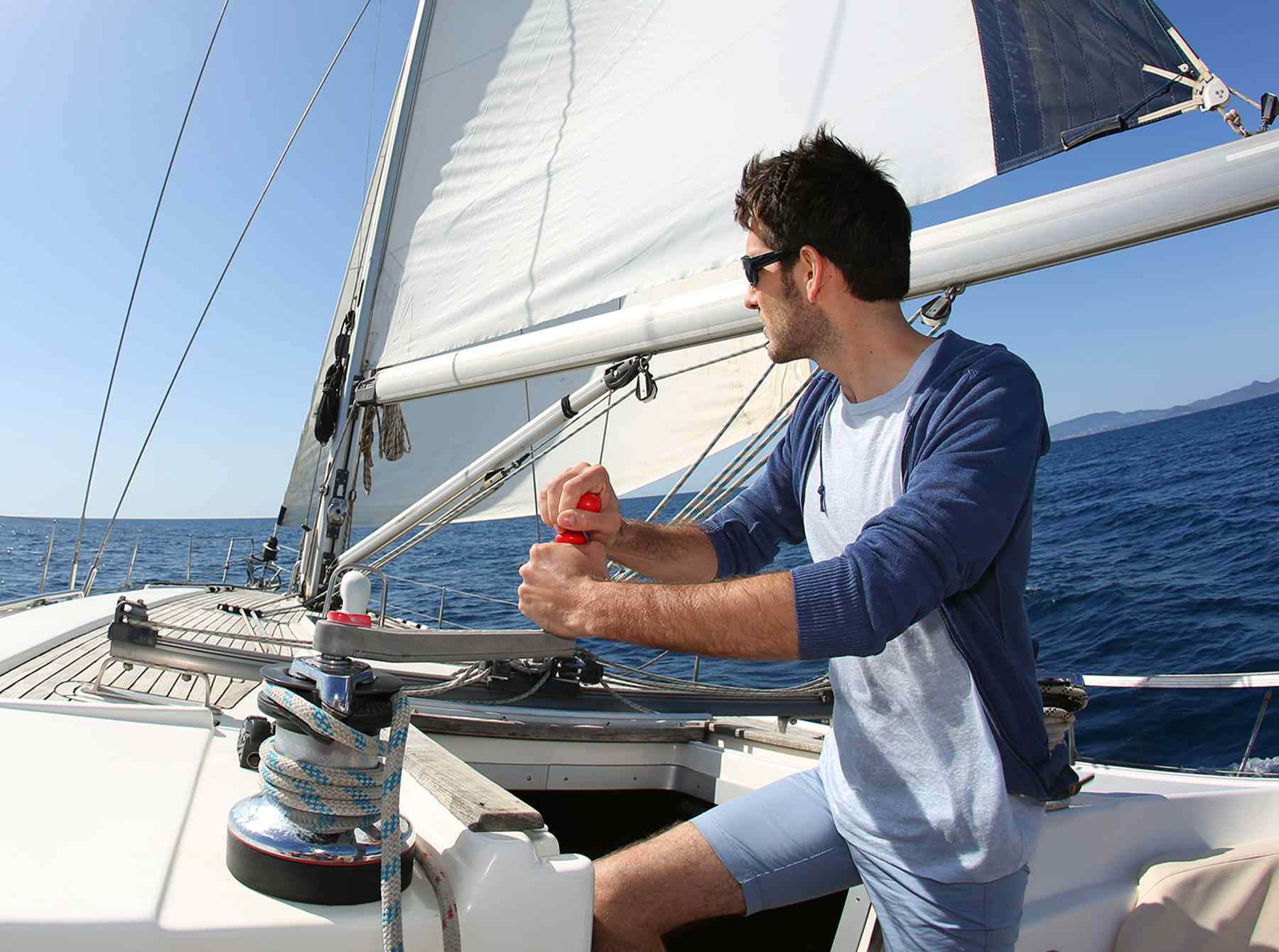 home_01_image_05 https://escuelanauticalicante.es/wp-content/uploads/2023/02/home_01_image_05.jpg